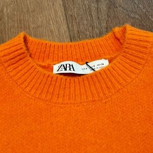 Zara Women’s Orange Sweater
